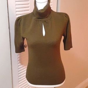 Catharine Malandrino cashmere olive sweater in S